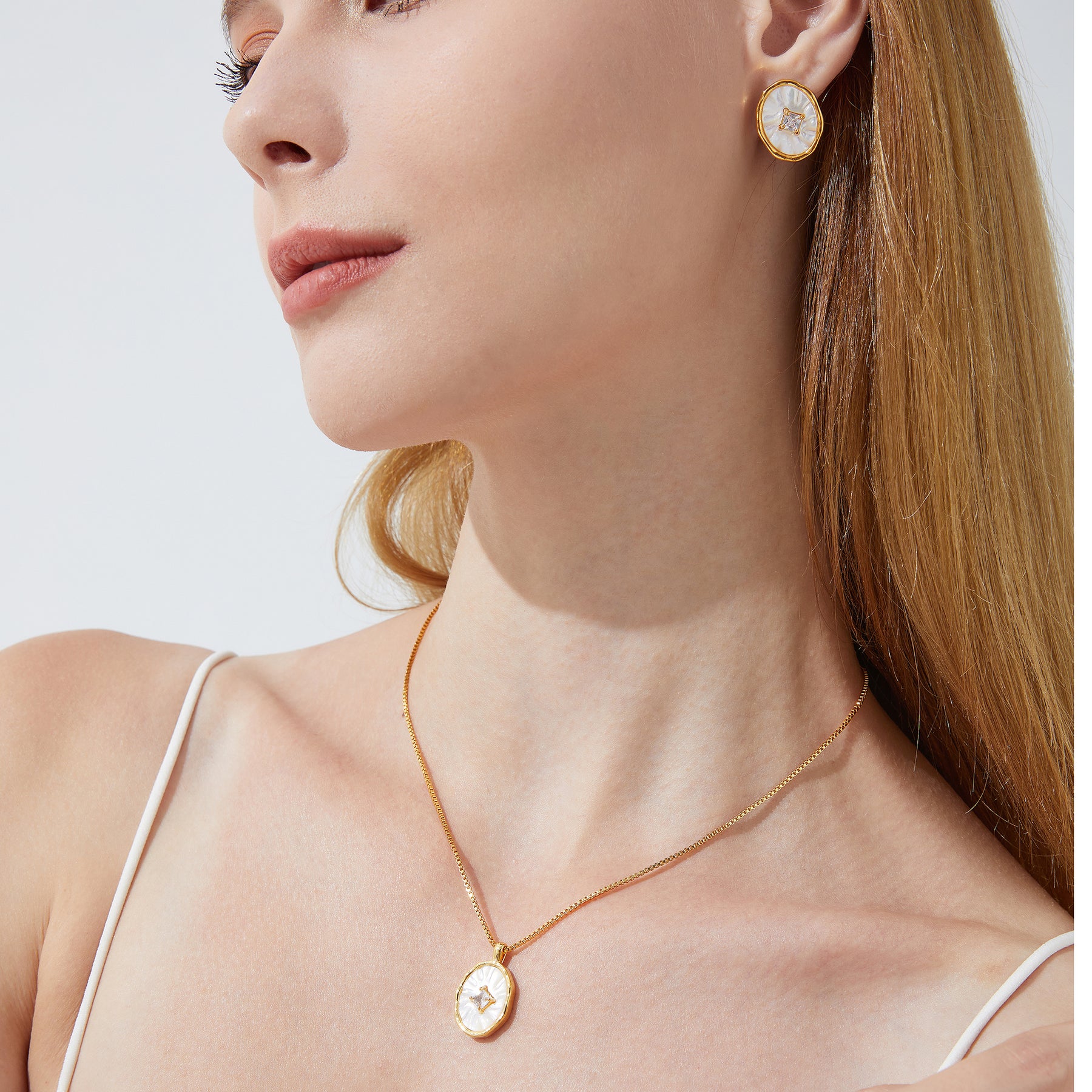 Ethereal Lumière - Natural Mother-of-Pearl & Zircon Stud Earrings & Necklace Jewelry Set