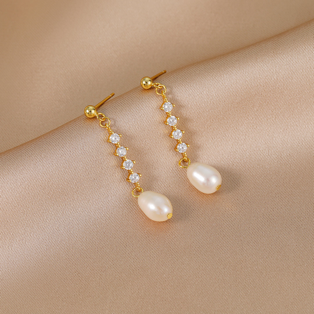 Elaine - 18K Bejeweled Shiny Teardrop Natural Pearl Ear Danglers Drop Earrings