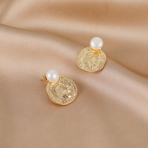 Ramona - Pendientes Elegantes de Perlas Naturales de 18K con Monedas