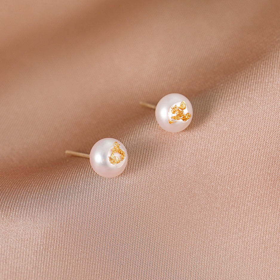 Ruth - 18K Classic Premium Gold Foil Natural Pearl Stud Earrings