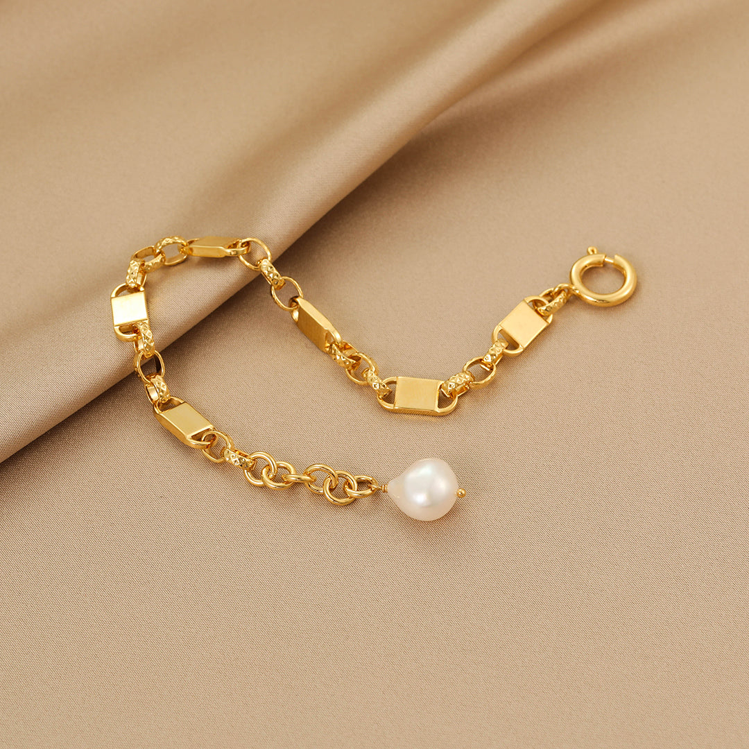 Evan - 18K Stunning Locking Chain Natural Pearl Bracelet