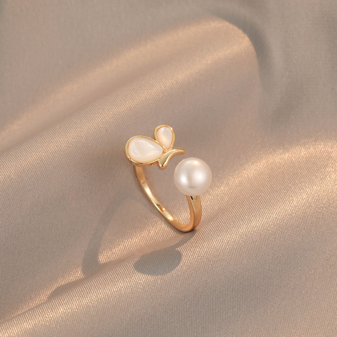 Melissa - 18K Cute Natural Pearl & Mother-of-Pearl Half Butterfly Ring