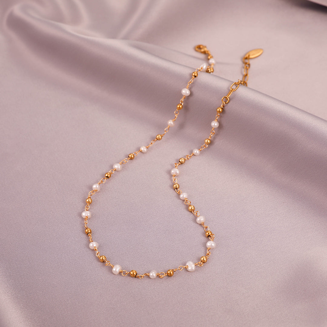 Lois - 18K Elegant Dainty Natural Pearls Necklace