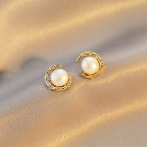 Phoebe - 18K Elegant Natural Pearl Stud Earrings