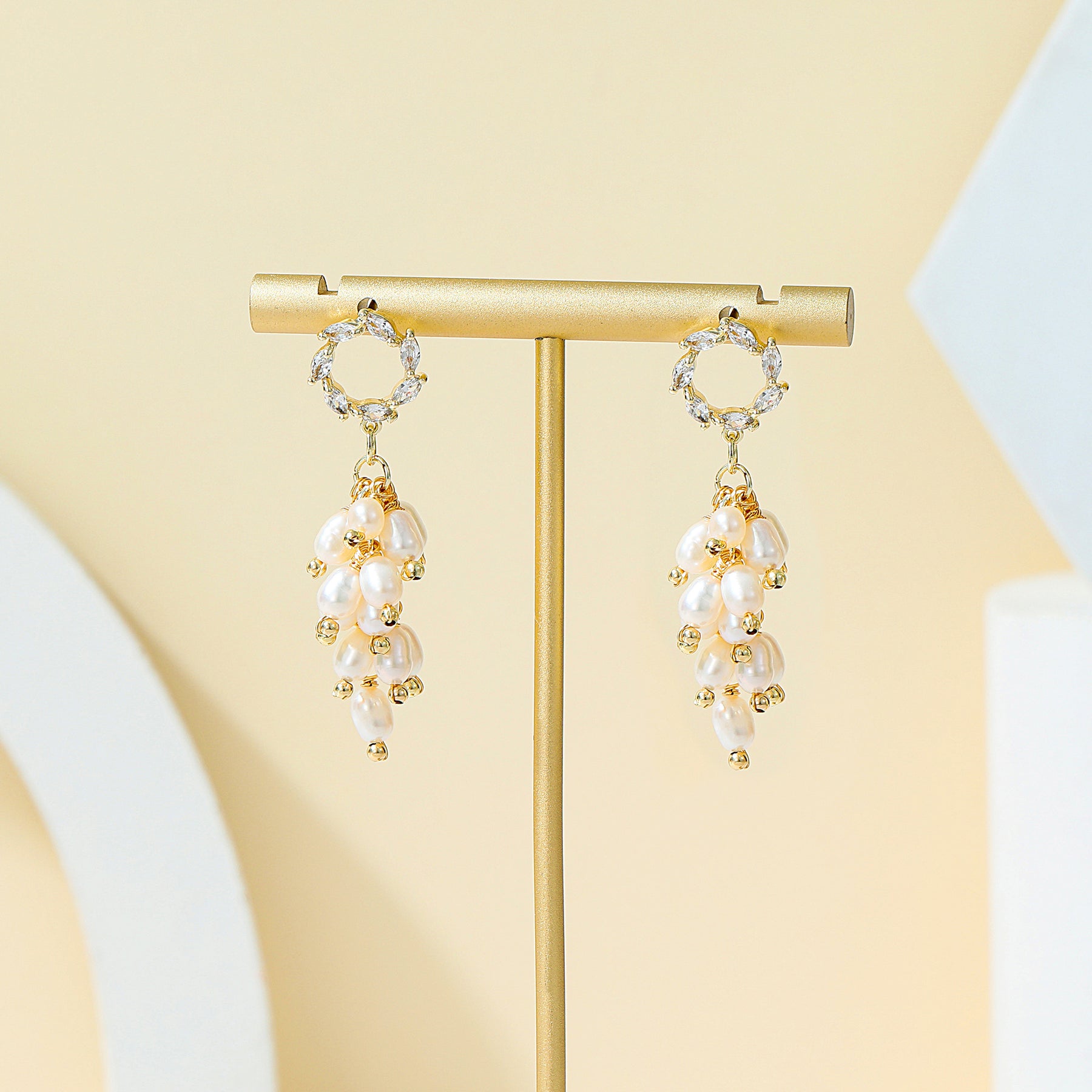 August - 18K Romantic Wreath-shaped Top Natural Pearls Cluster Ear Danglers Drop Earrings