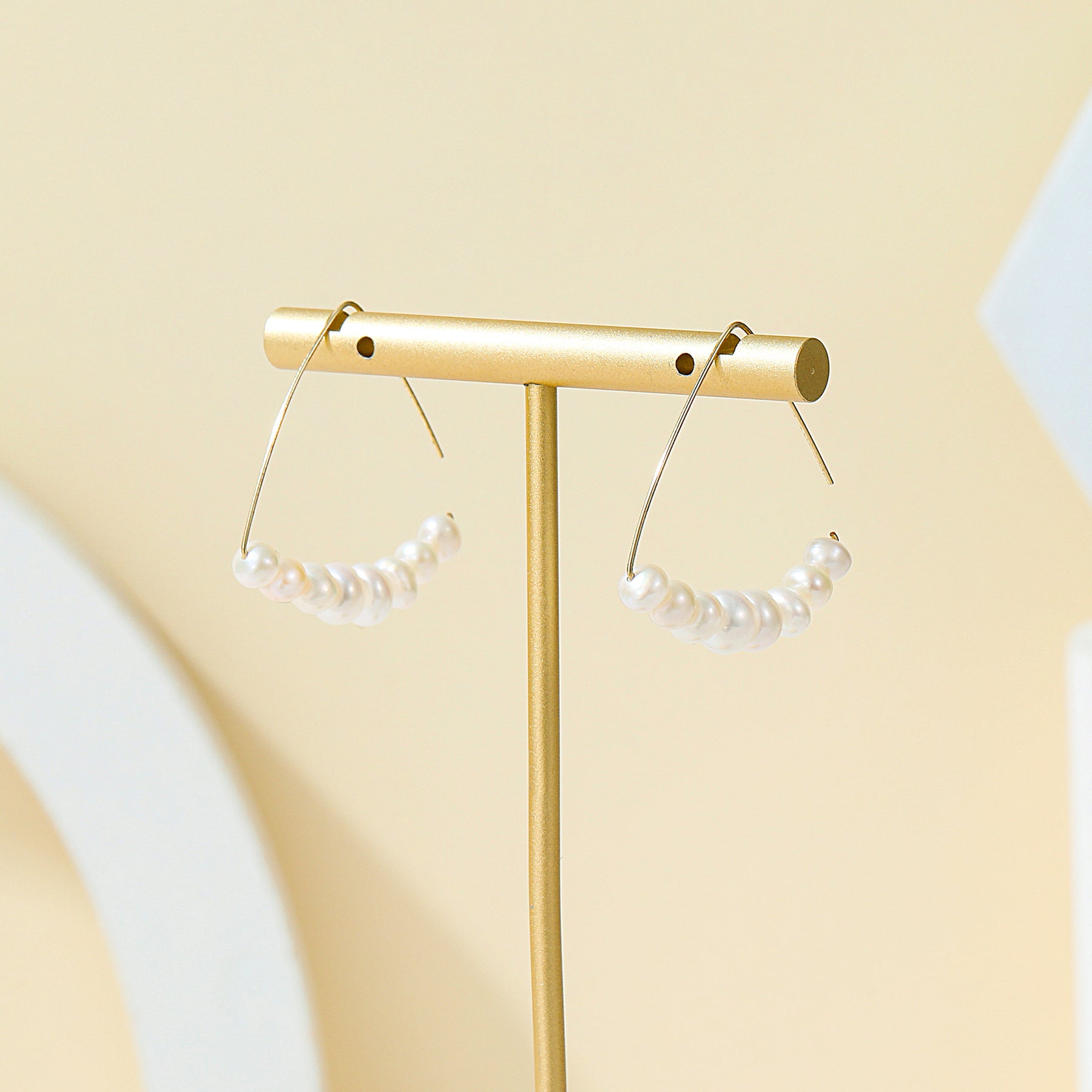 Eve - 14K Natural Pearl Triangle Hoop Earrings