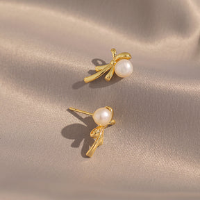 Bow Tie - 14K Cute Bow Tie Natural Pearl Stud Earrings