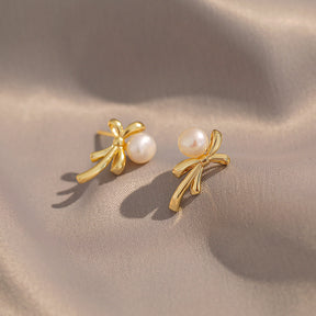 Bow Tie - 14K Cute Bow Tie Natural Pearl Stud Earrings