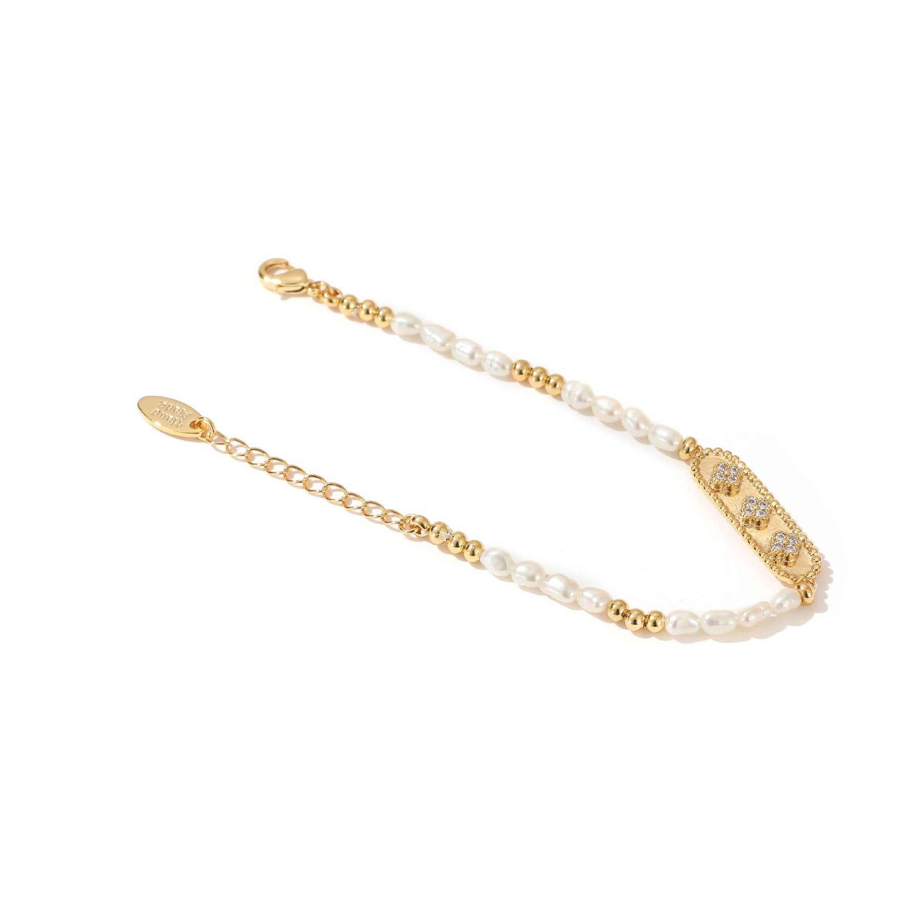 Eleanor - Exquisite Bejeweled Natural Pearls Bracelet