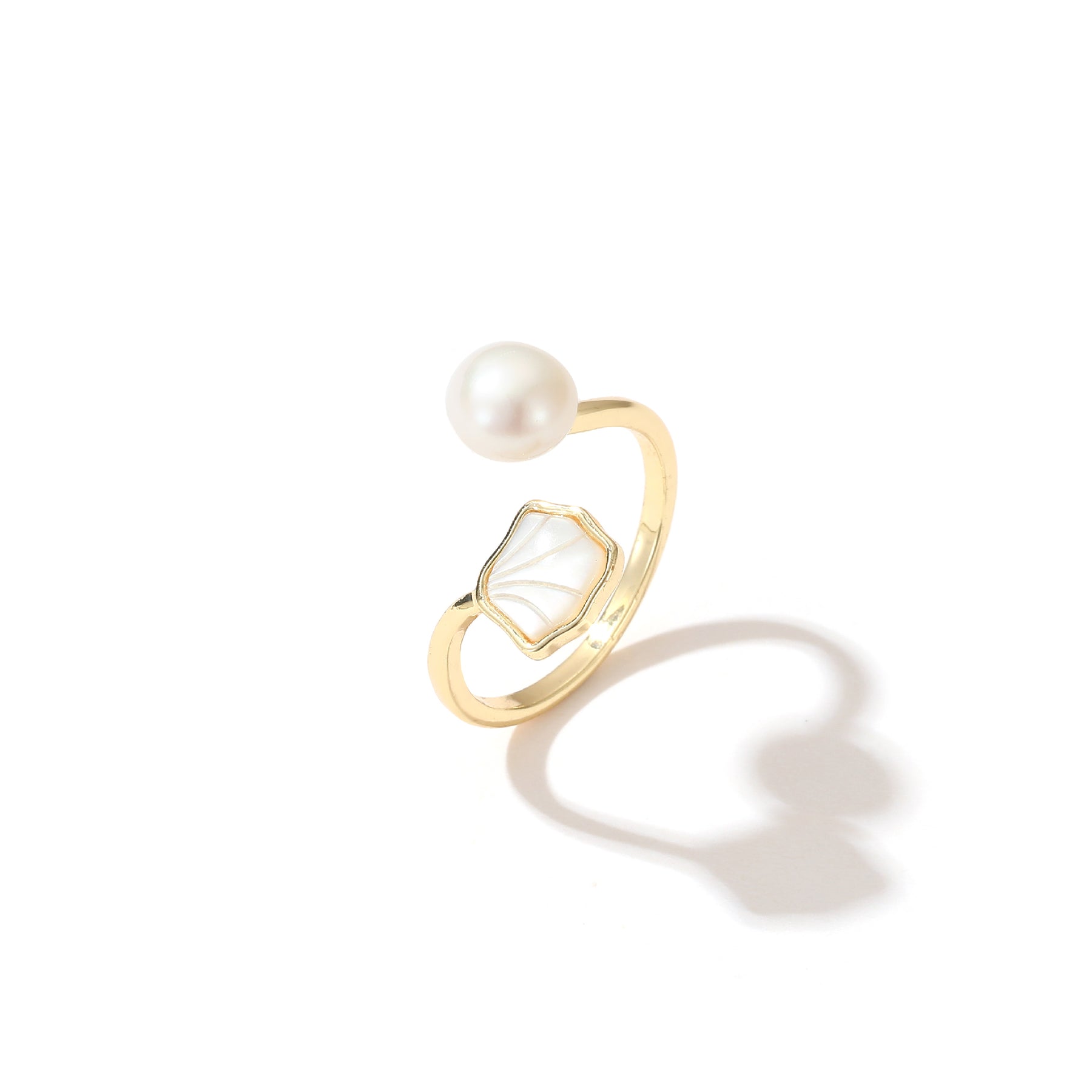 Océane - 18K Precious Natural Pearl & Mother-of-Pearl Stud Earrings