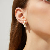 Mariana - Aretes de perlas naturales brillantes con joyas de 18 quilates