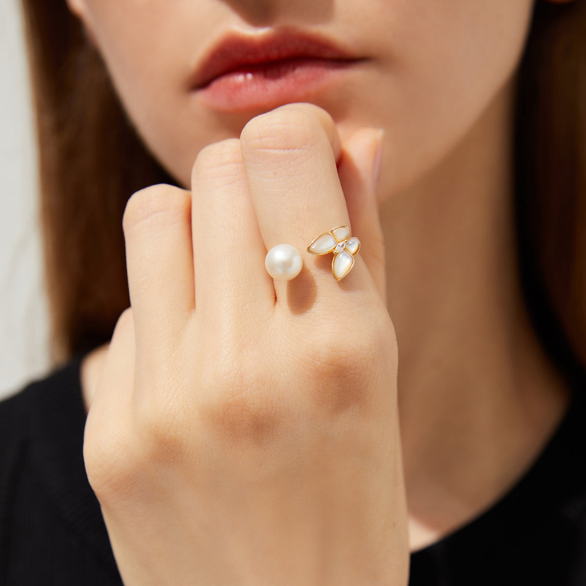 Maia - 18K Dainty Natural Pearl & Mother-of-Pearl Butterfly Ring