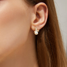 Mermaid - 18K Elegant Mermaid Tail Natural Pearl & Mother-of-Pearl Stud Earrings