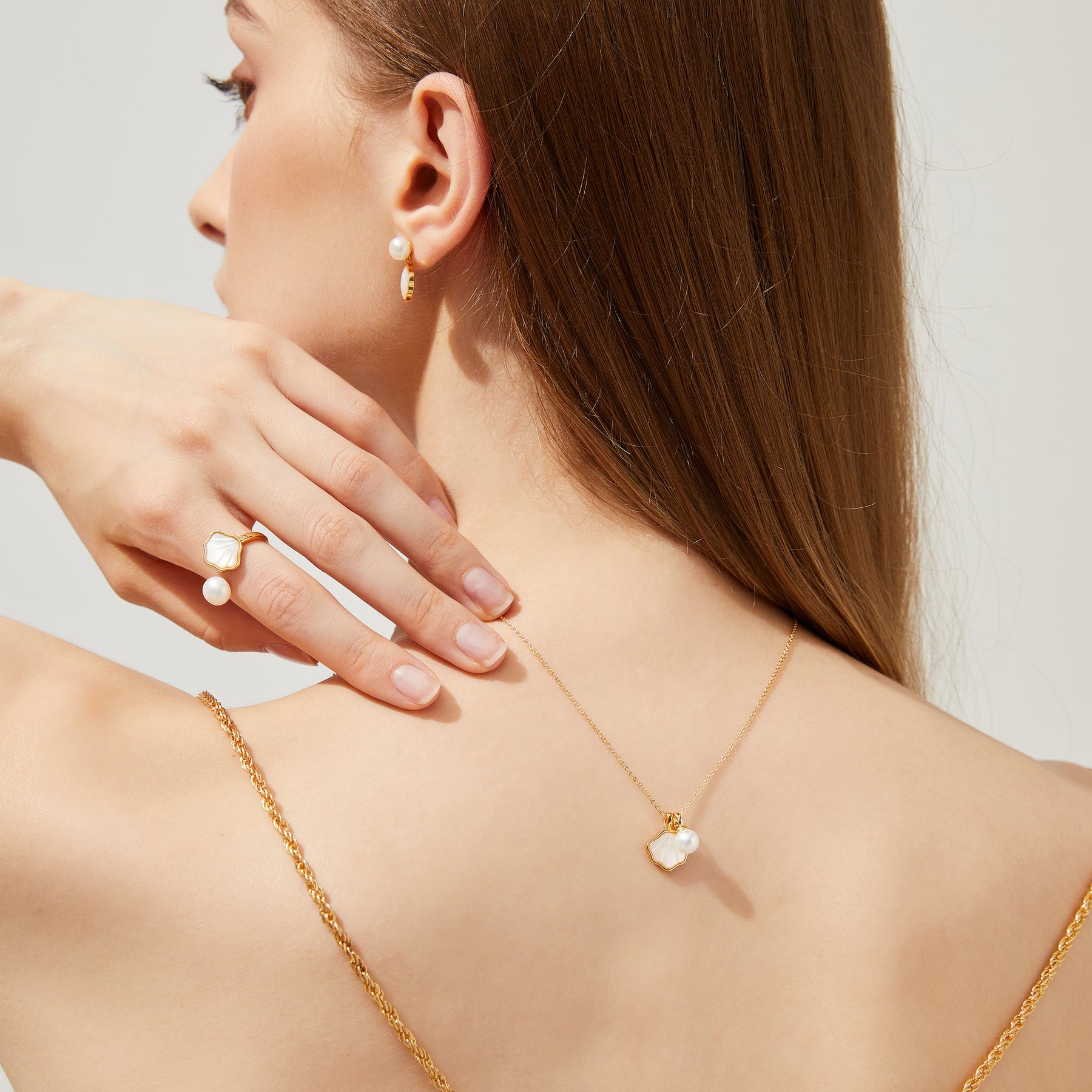 Océane - 18K Shell Shaped Natural Pearl & Mother-of-Pearl Earrings & Necklace & Ring Jewelry Set